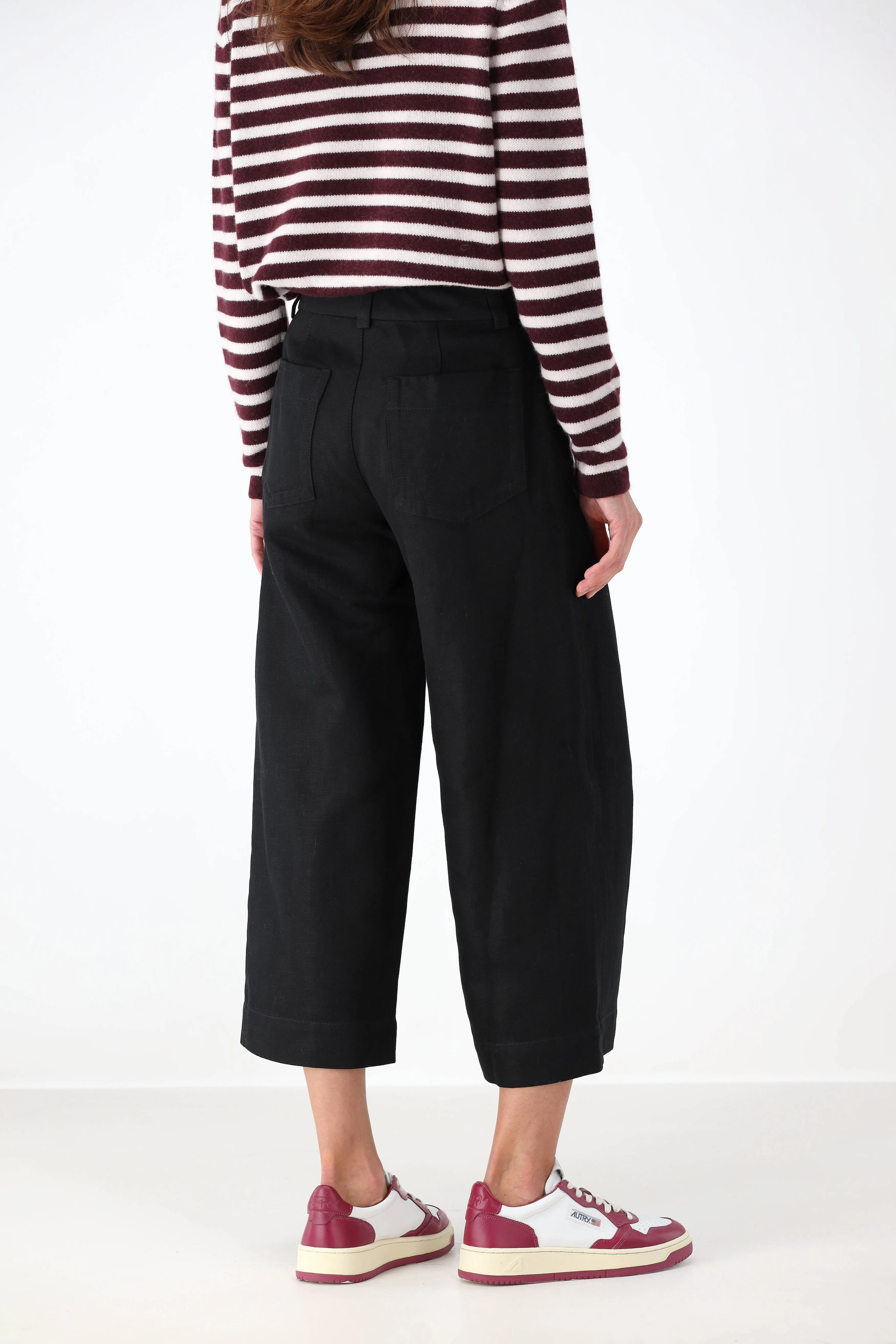 Hose Cropped Casual in Schwarz