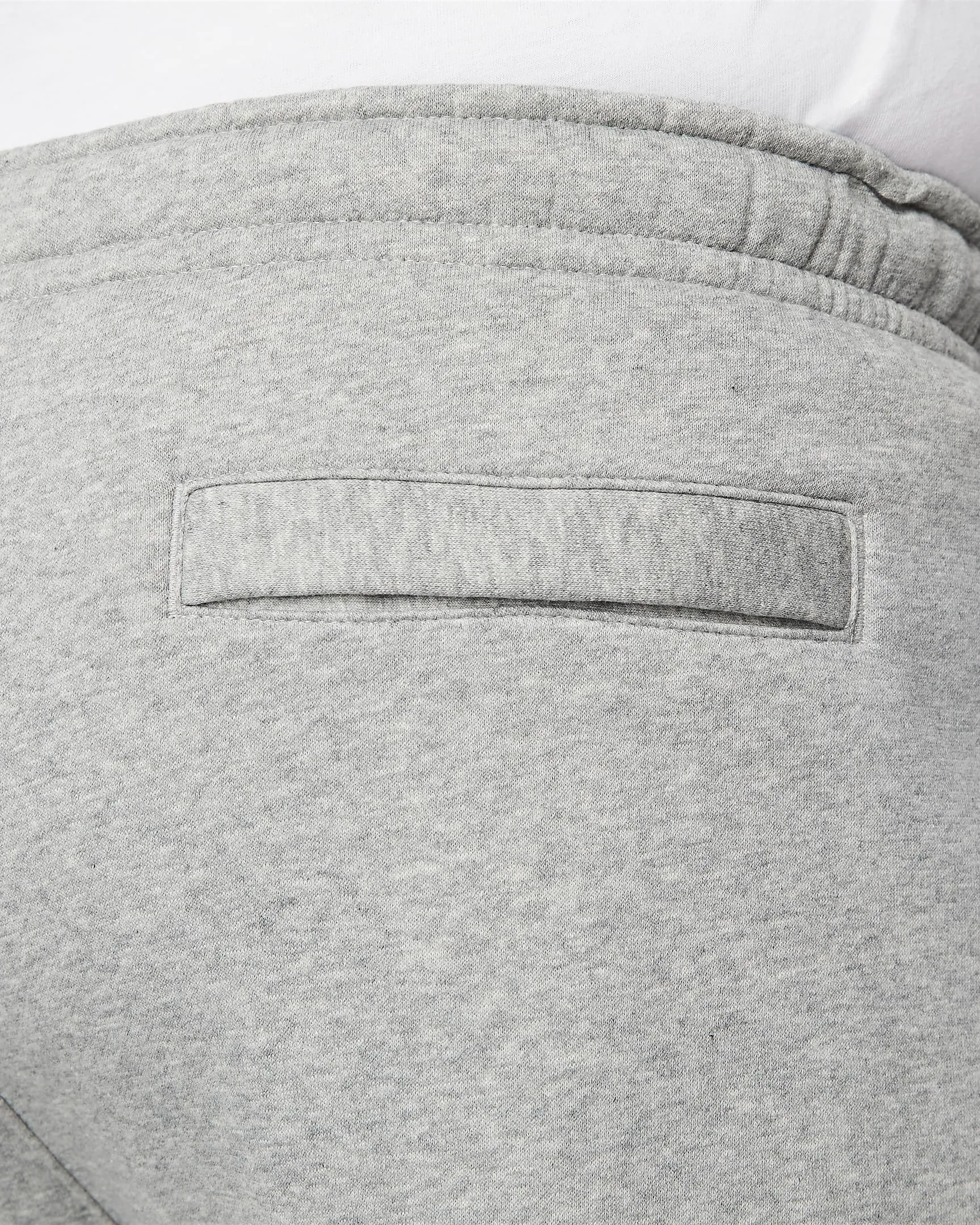 Nike Men's Sportswear Club Shorts - Dark Grey Heather / White